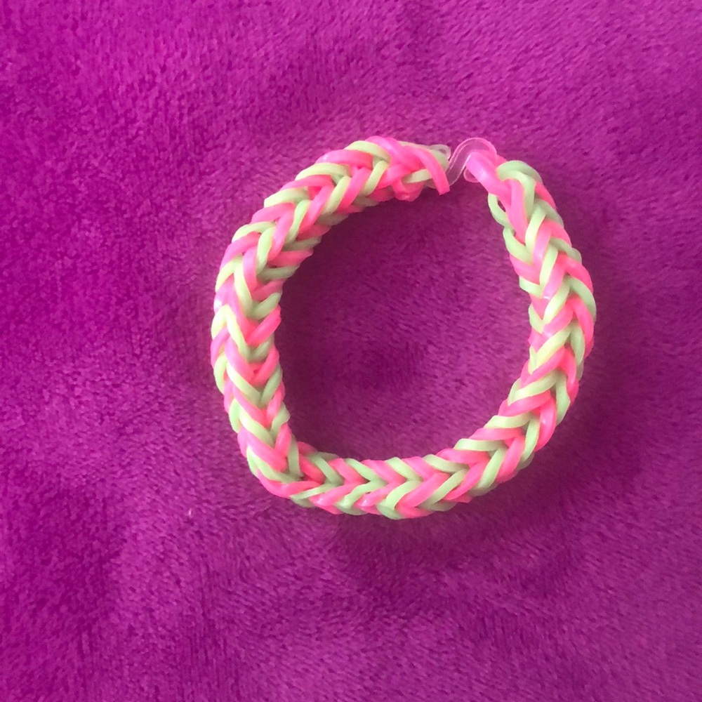 Fishtail pink and green bracelet